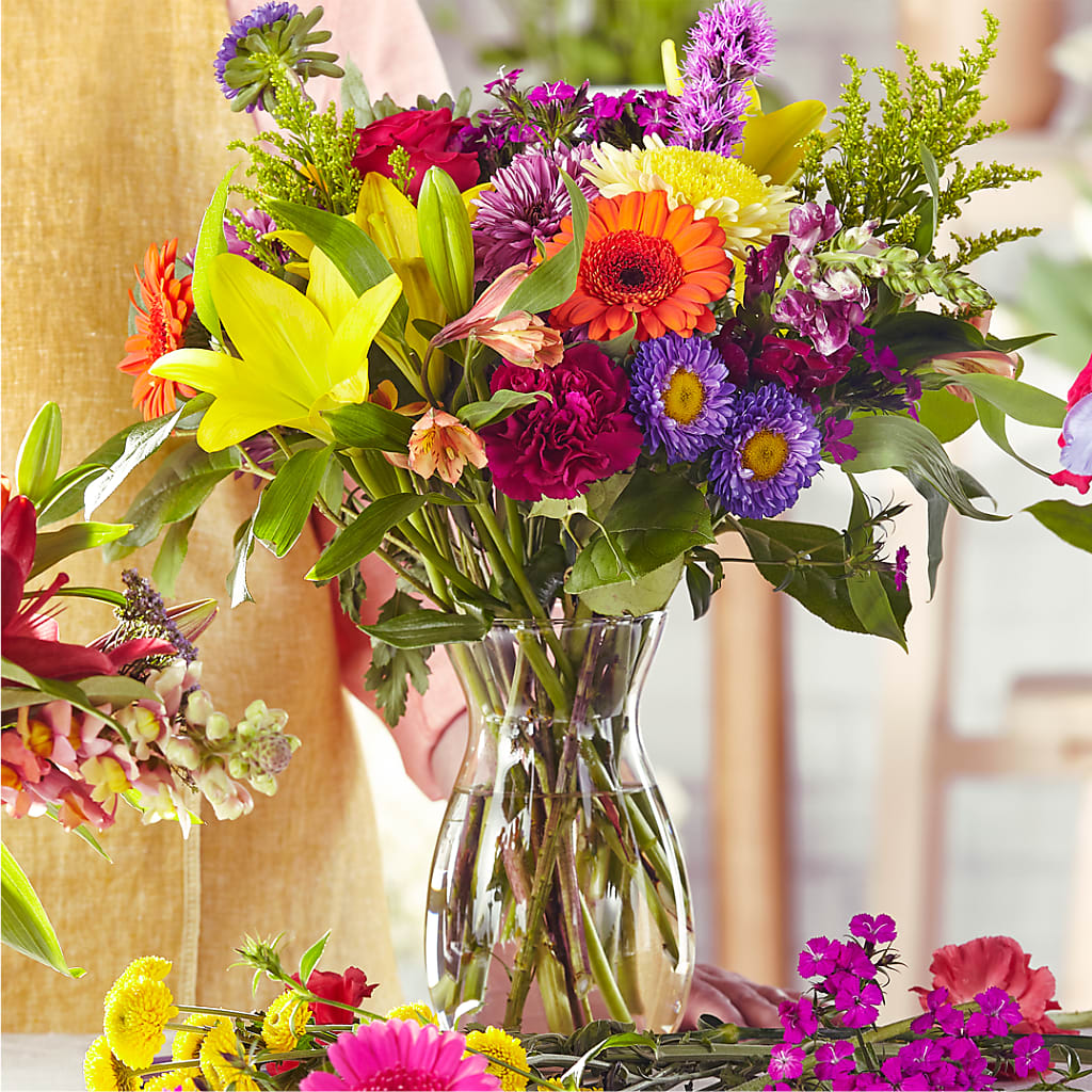 Bold & Bright – A Florist Original – The Love Bug Flowers, Timmins ON