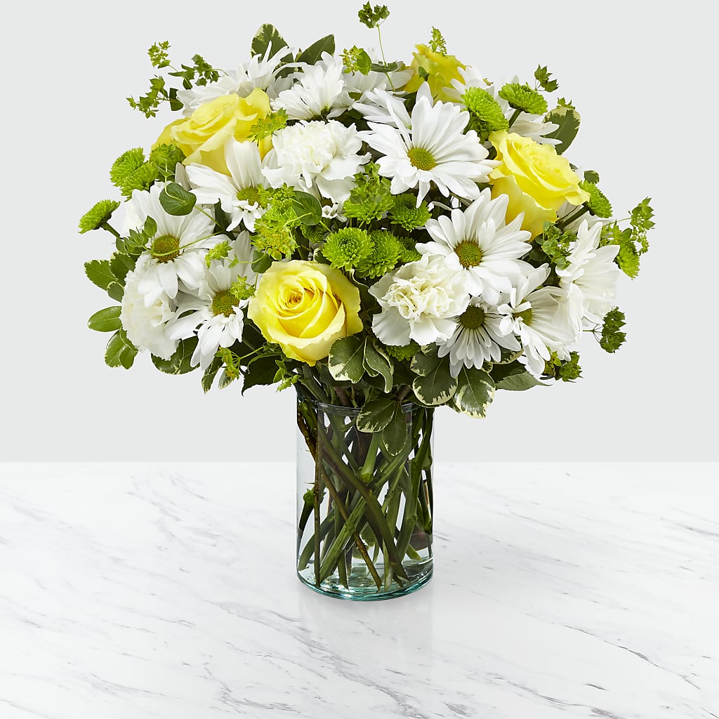 Happy Day Bouquet – The Love Bug Flowers, Timmins ON