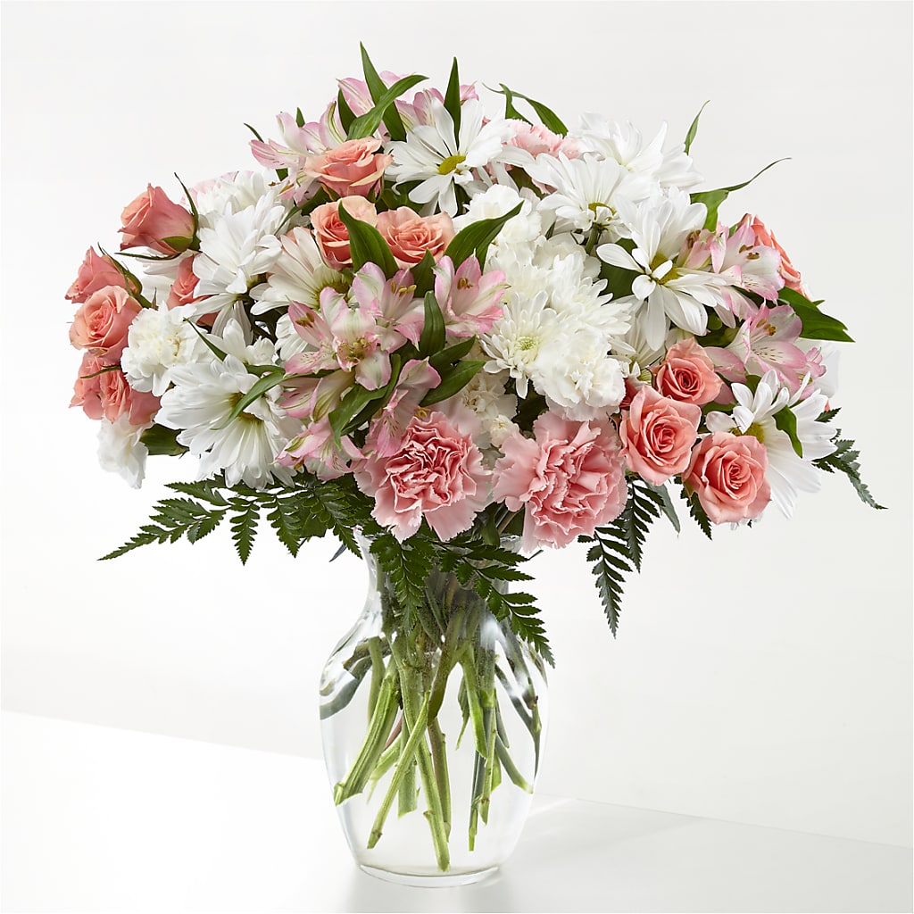 Blush Crush Bouquet – The Love Bug Flowers, Timmins ON
