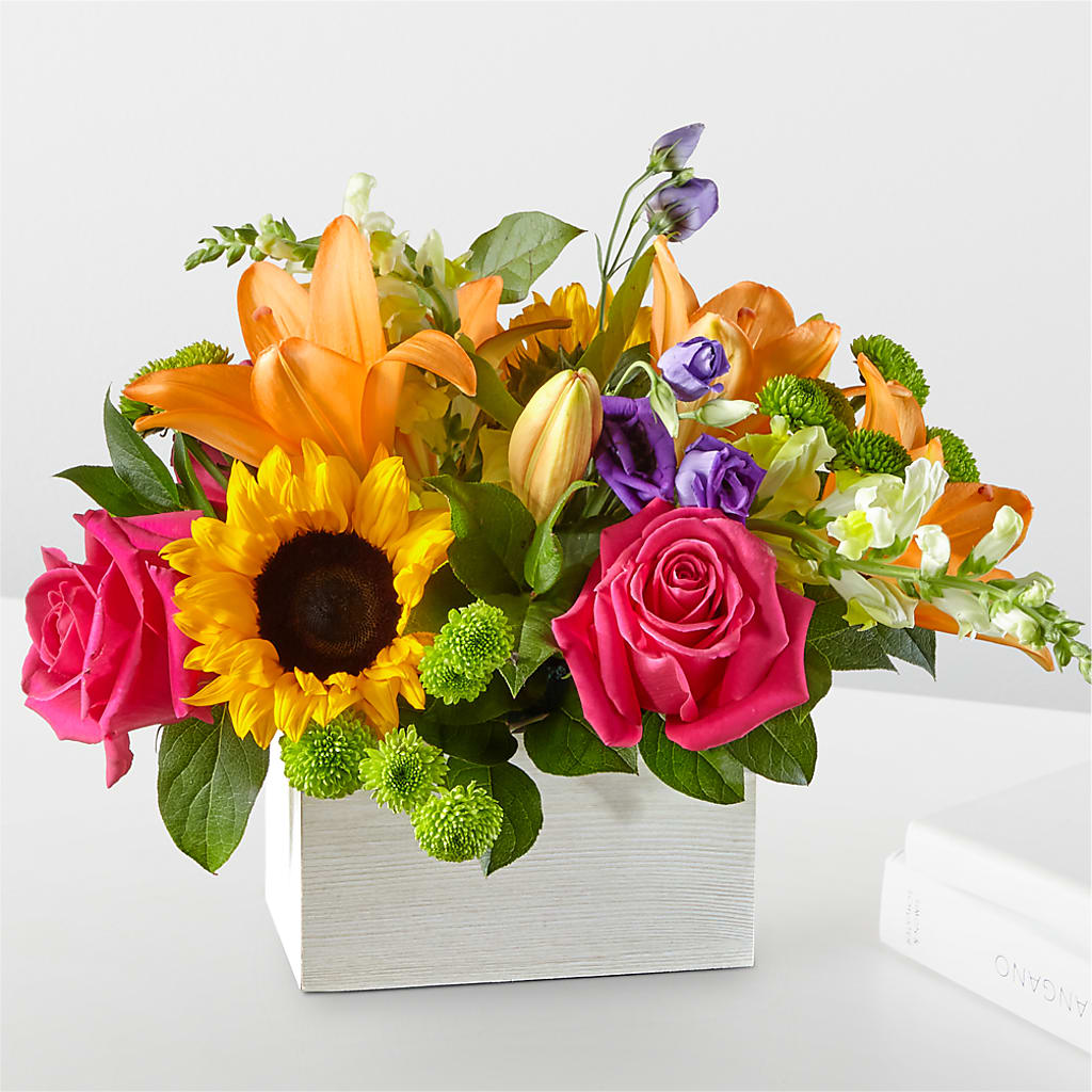 Best Day Box Bouquet – The Love Bug Flowers, Timmins ON
