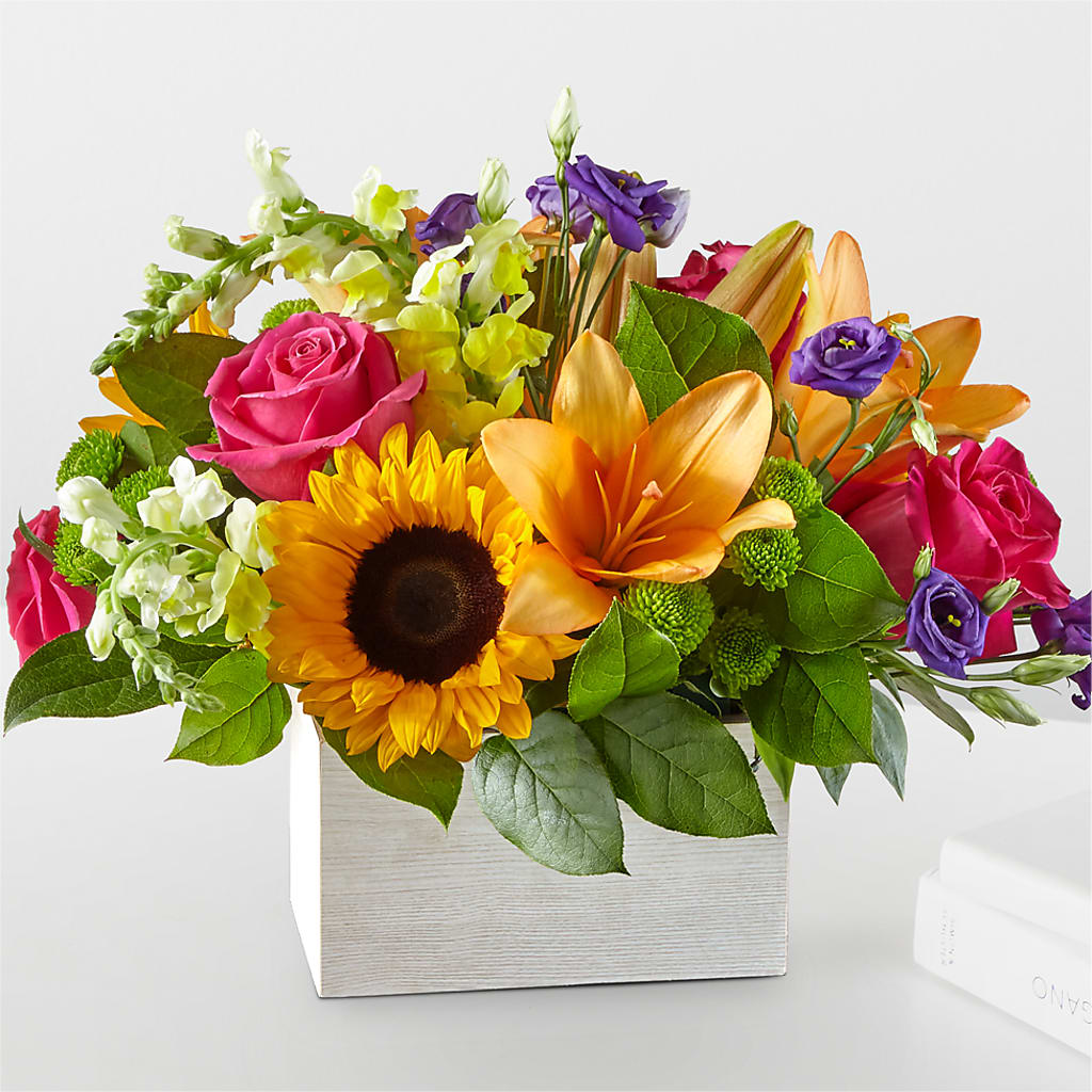 Best Day Box Bouquet – The Love Bug Flowers, Timmins ON