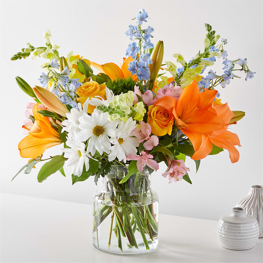 Sun Salutation Bouquet – The Love Bug Flowers, Timmins ON