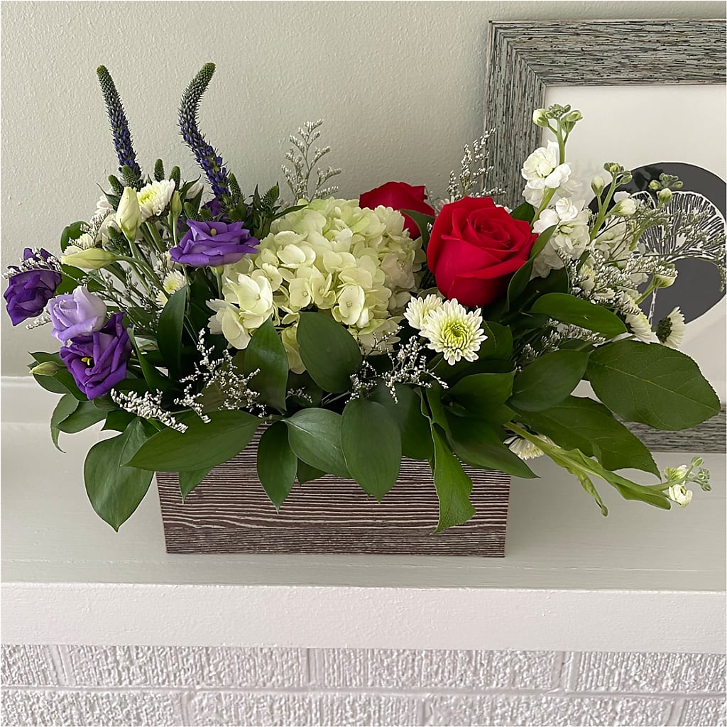 Sweet Magnolia Bouquet – The Love Bug Flowers, Timmins ON