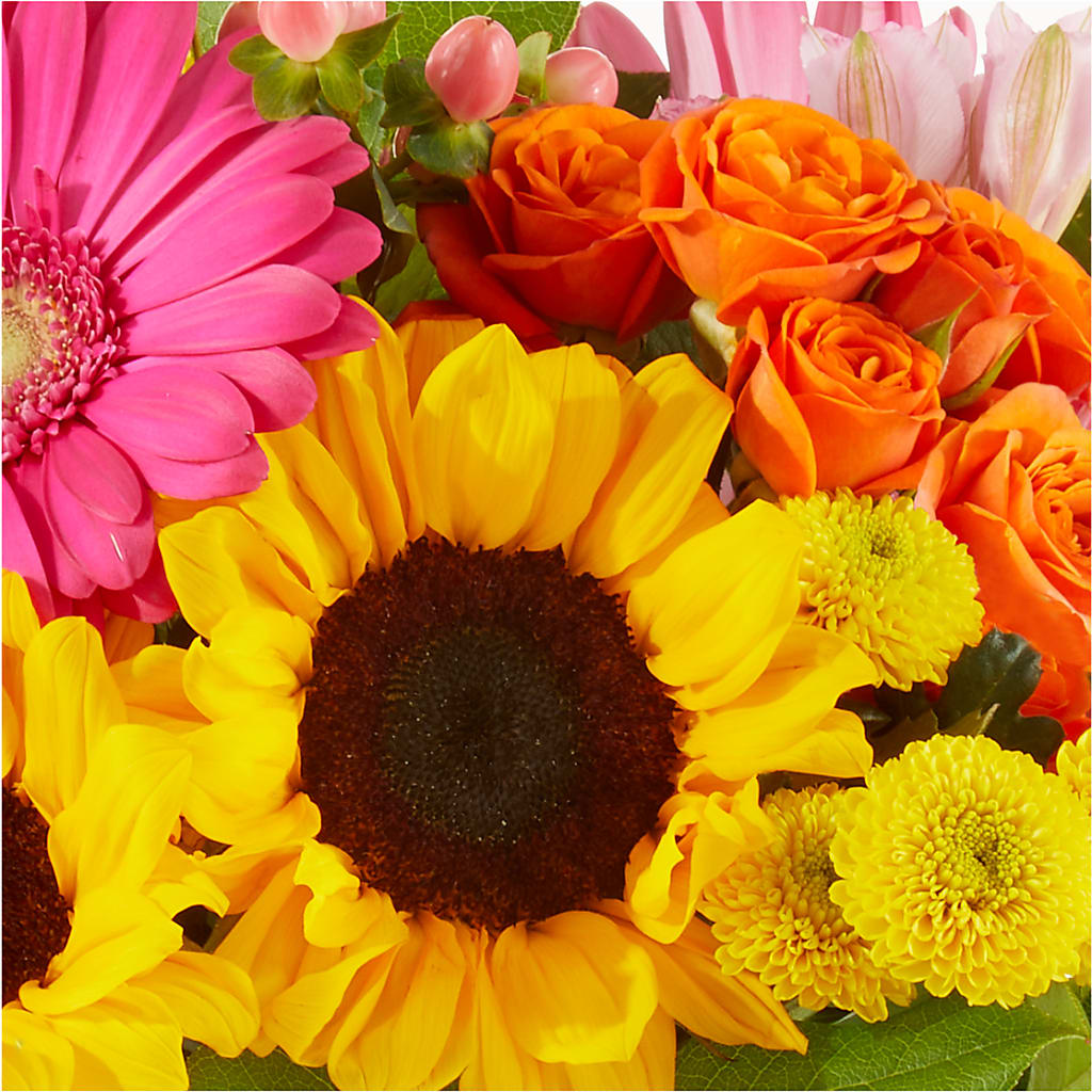 Florist Original Mixed Bouquet – The Love Bug Flowers, Timmins ON