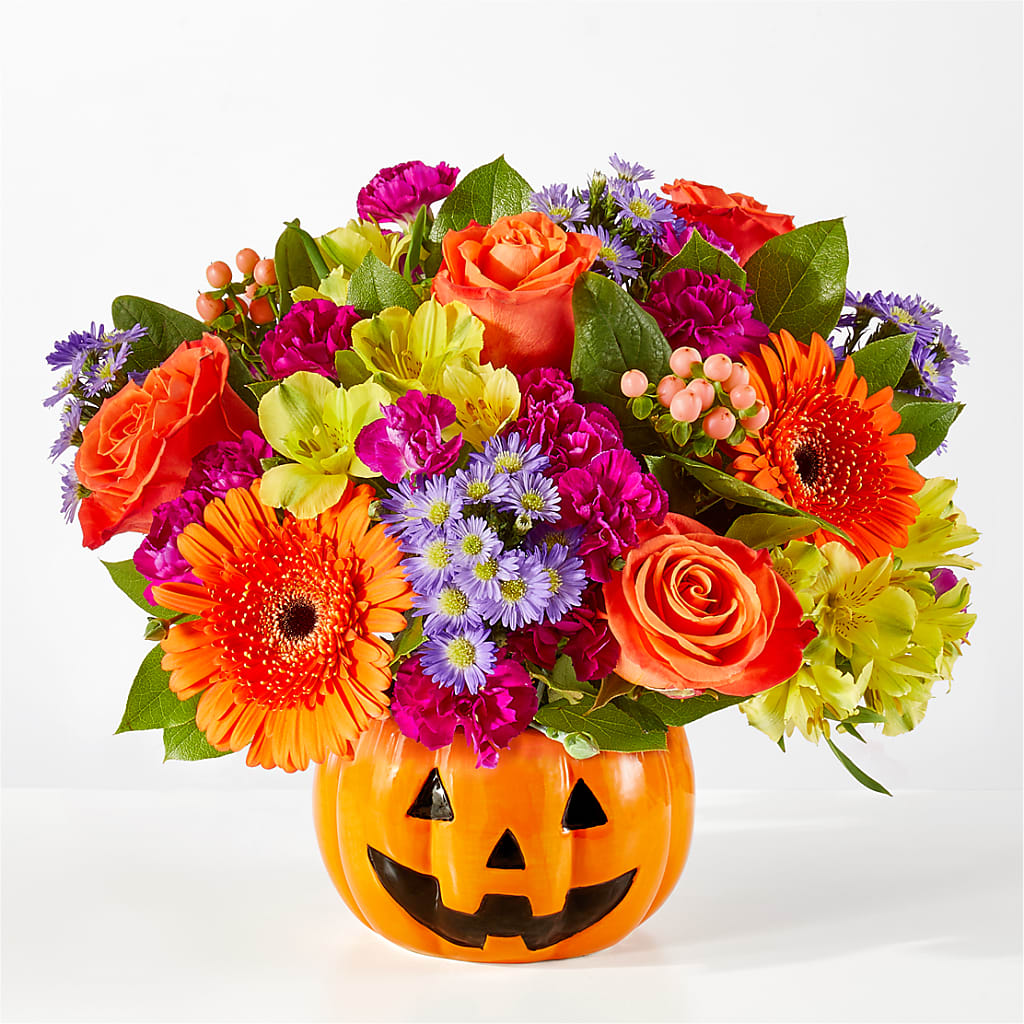 Tricks & Treats Pumpkin – The Love Bug Flowers, Timmins ON