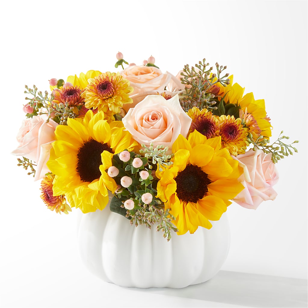 Pumpkin to Talk About Bouquet – The Love Bug Flowers, Timmins ON