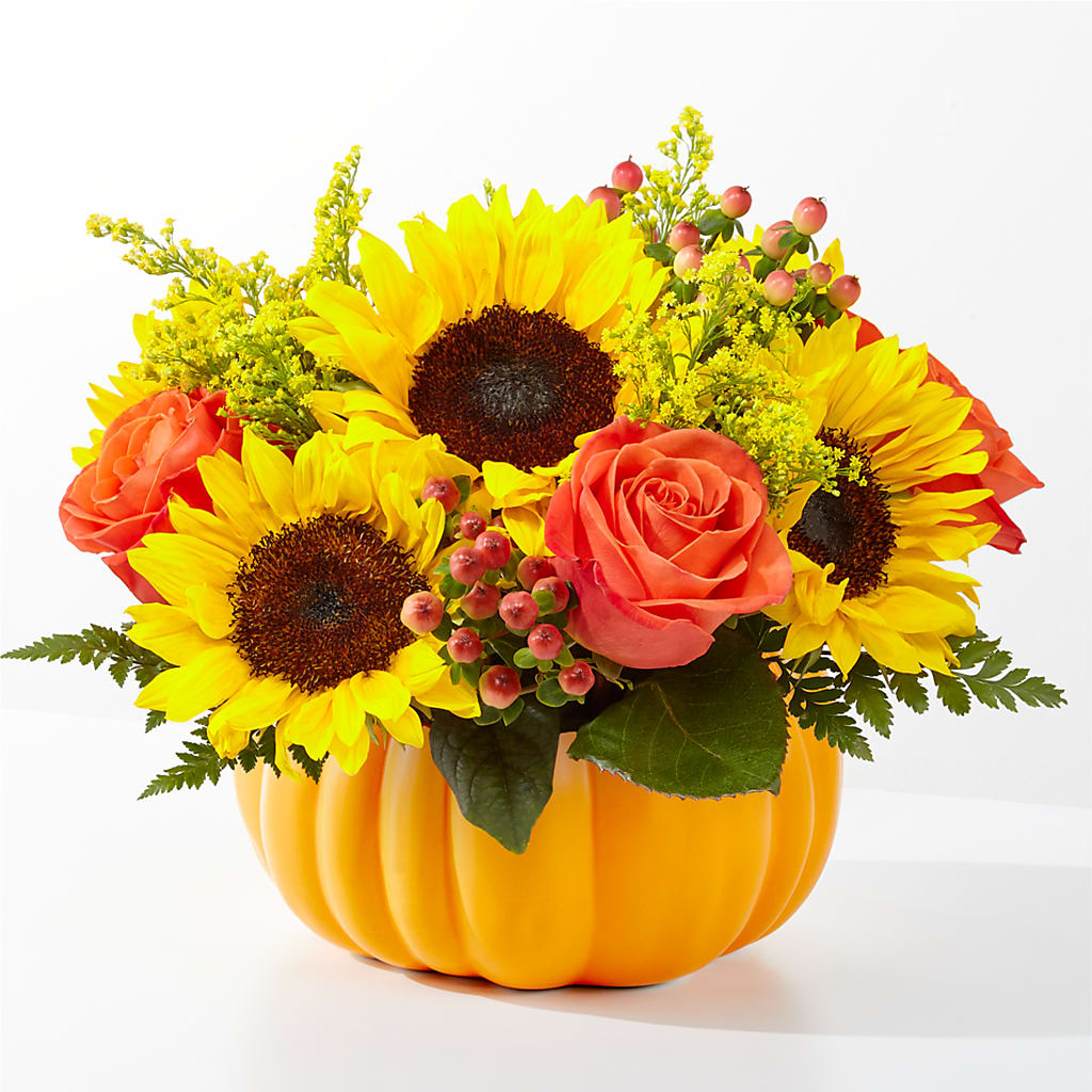 Pick of the Patch Pumpkin Bouquet – The Love Bug Flowers, Timmins ON