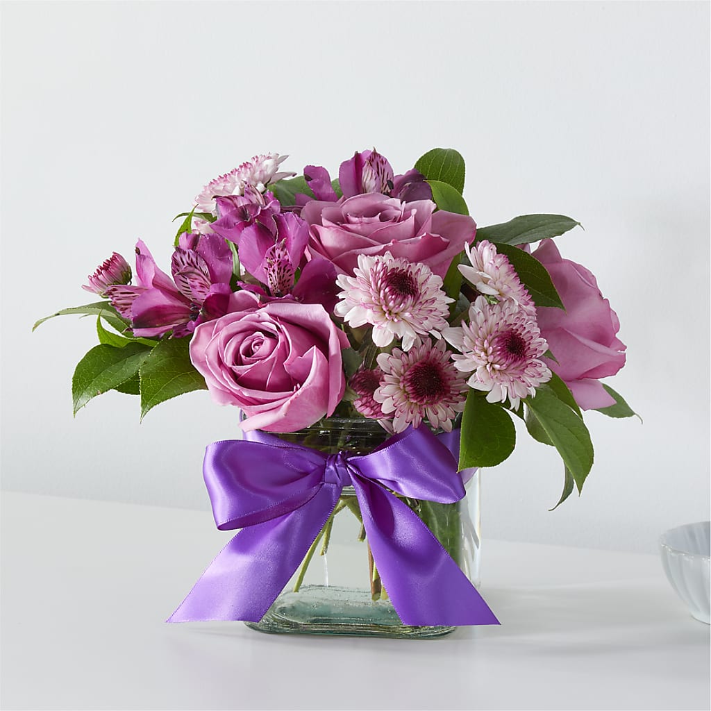 Sugarplum Bouquet – The Love Bug Flowers, Timmins ON