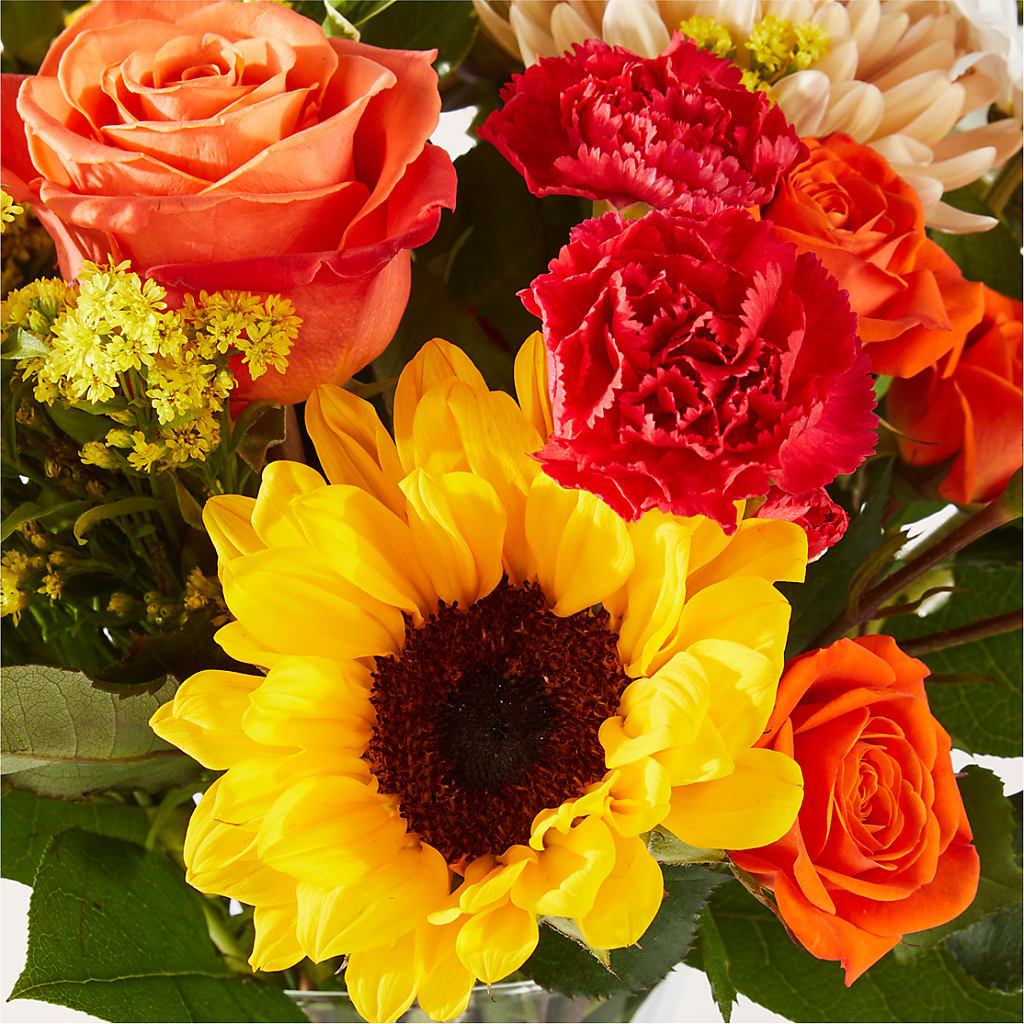 Sweater Season - A Florist Original – The Love Bug Flowers, Timmins ON