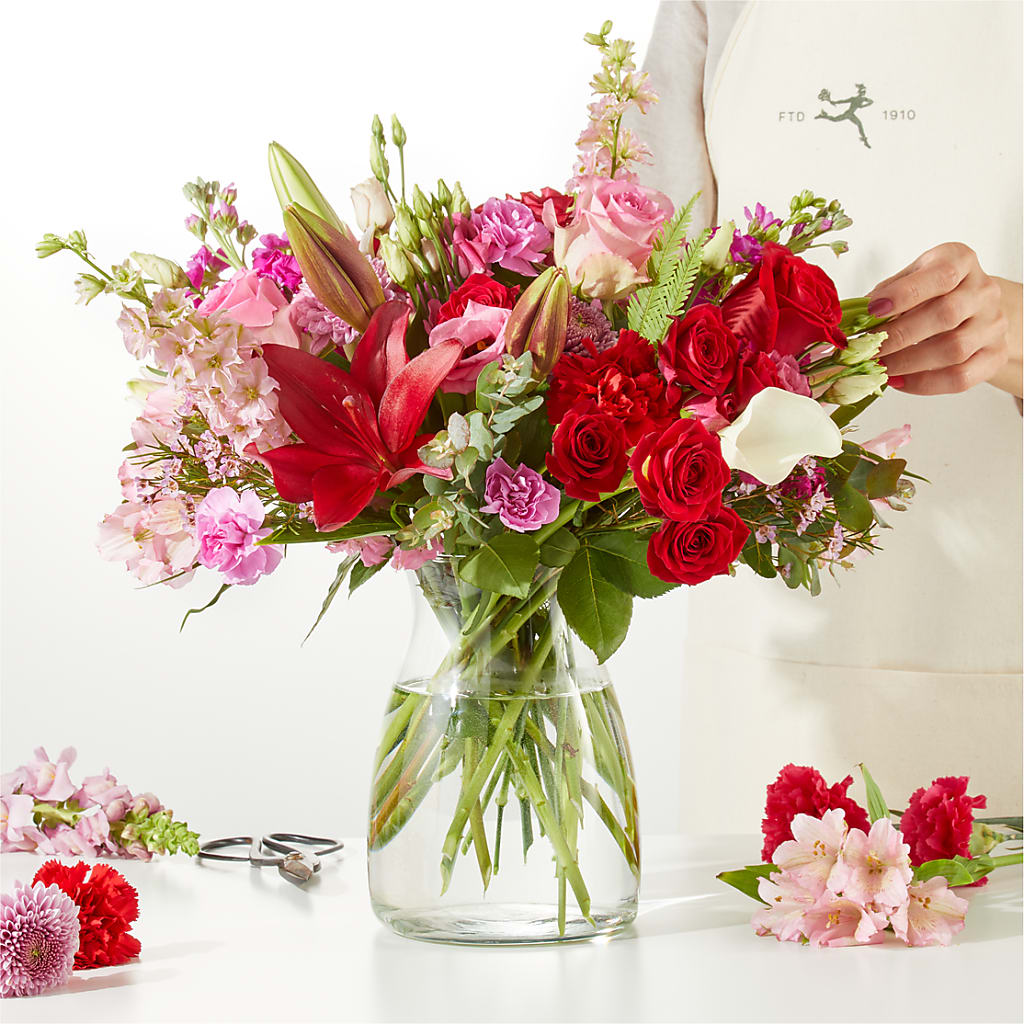 Together Forever - A Florist Original – The Love Bug Flowers, Timmins ON