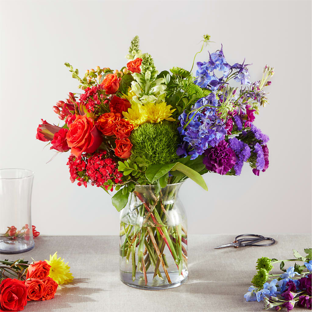 Summer Spectra - A Florist Original – The Love Bug Flowers, Timmins ON