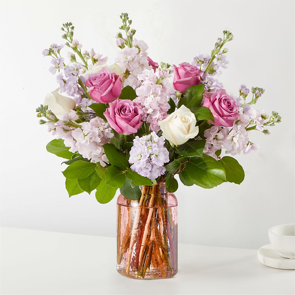 Springtime Spritz Bouquet – The Love Bug Flowers, Timmins ON