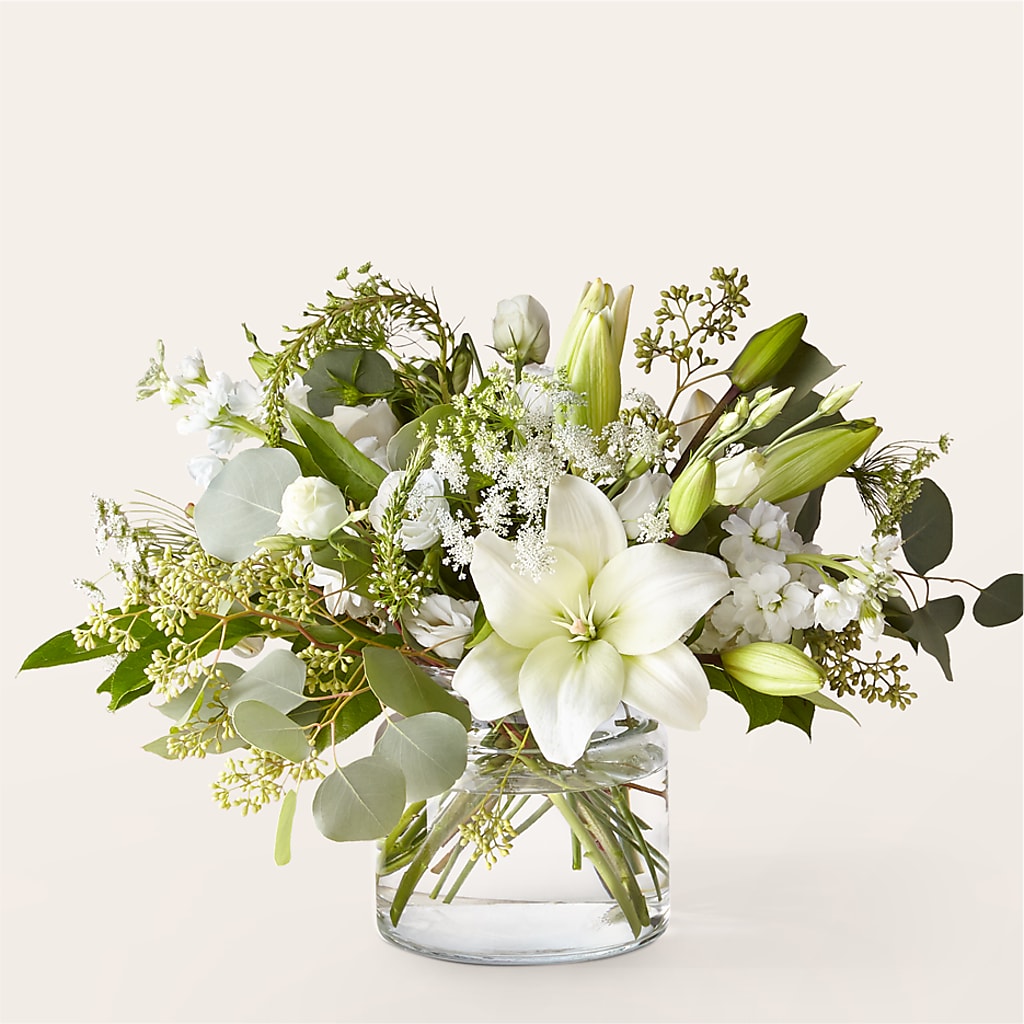 Alluring Elegance Bouquet – The Love Bug Flowers, Timmins ON