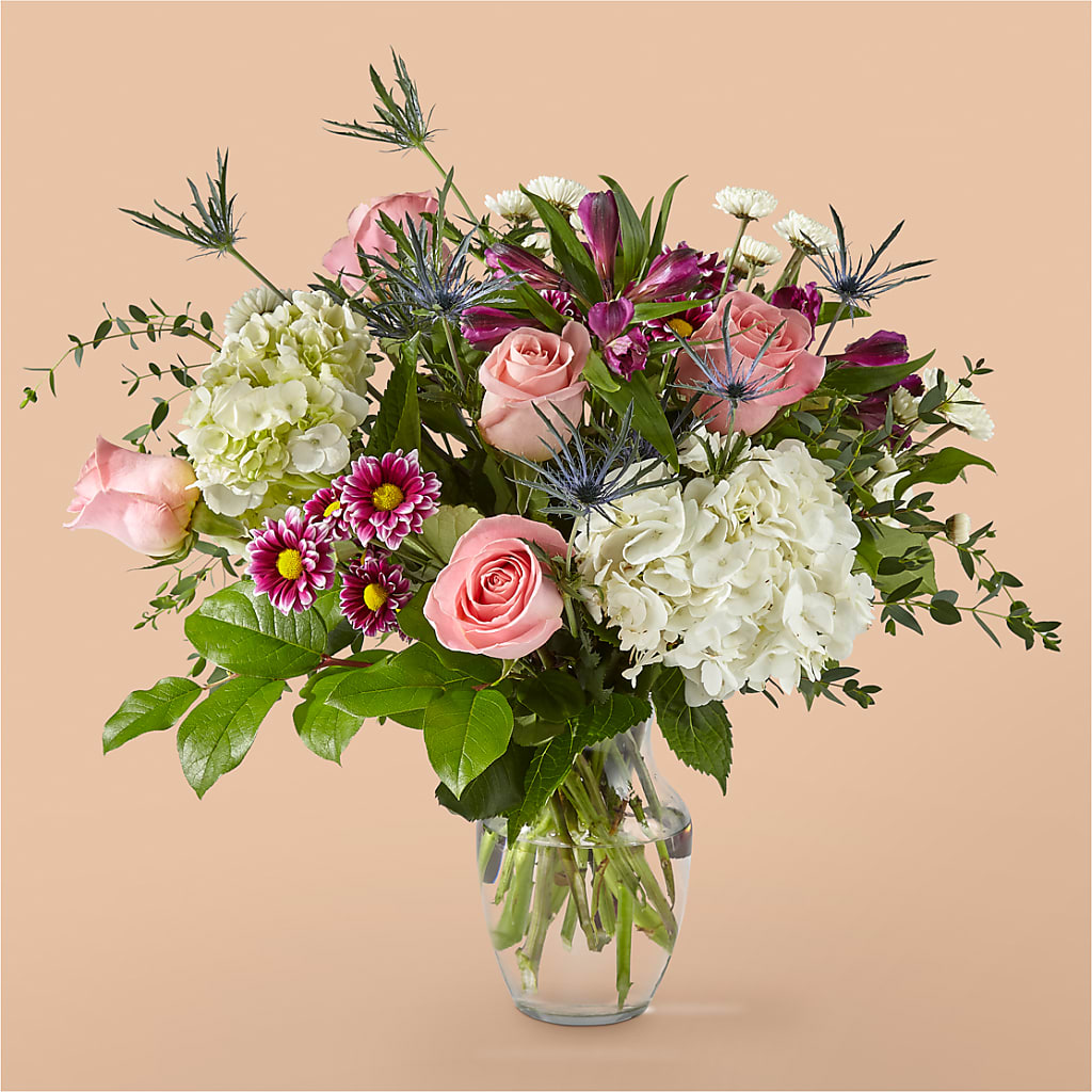 Parlour Bouquet – The Love Bug Flowers, Timmins ON