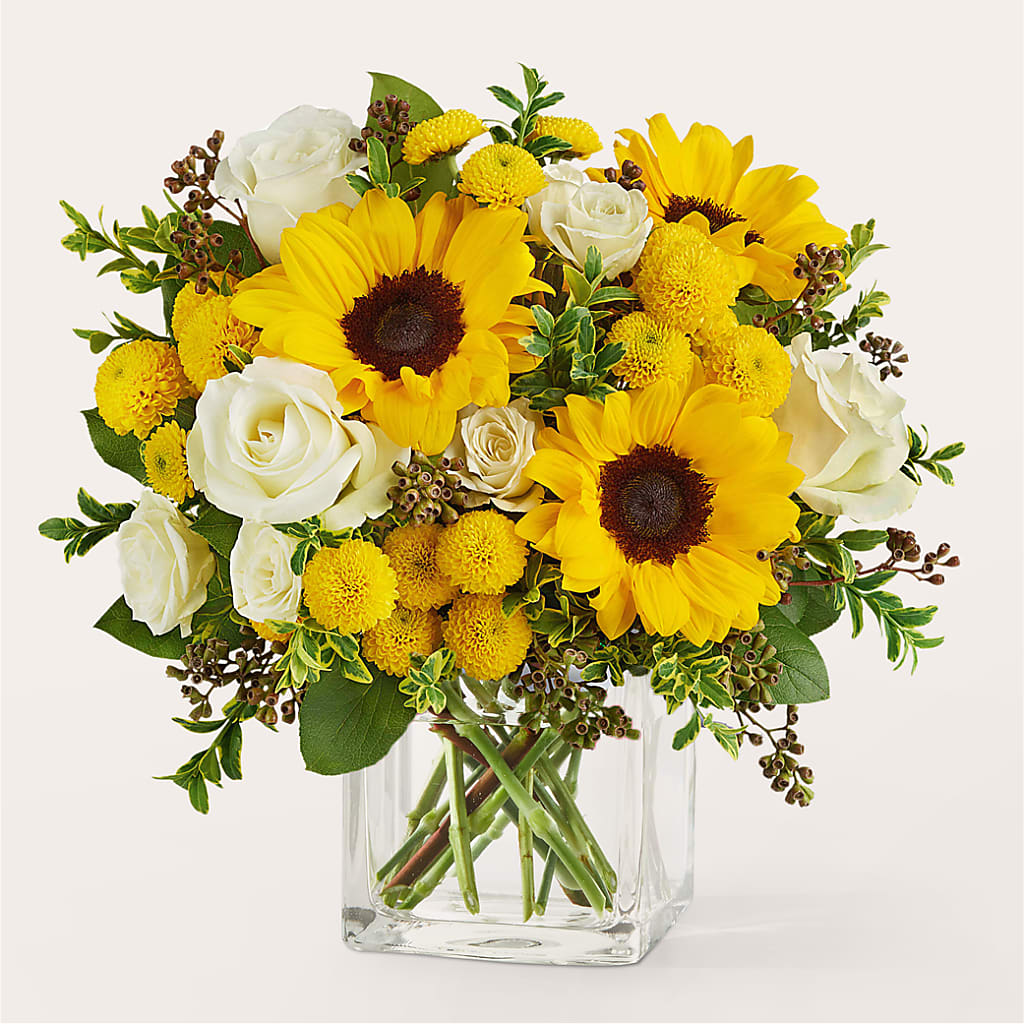 Luminous Morning Bouquet – The Love Bug Flowers, Timmins ON