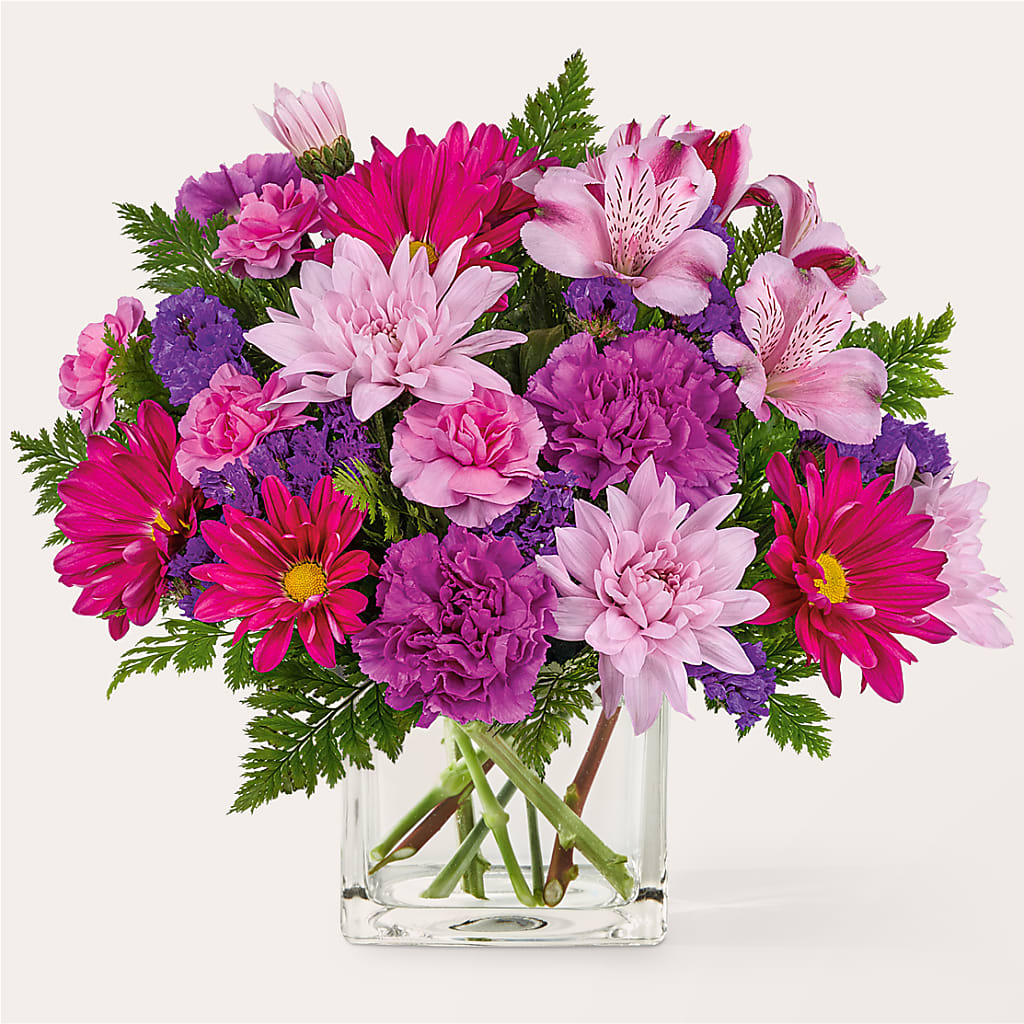 Afternoon Tea Bouquet – The Love Bug Flowers, Timmins ON