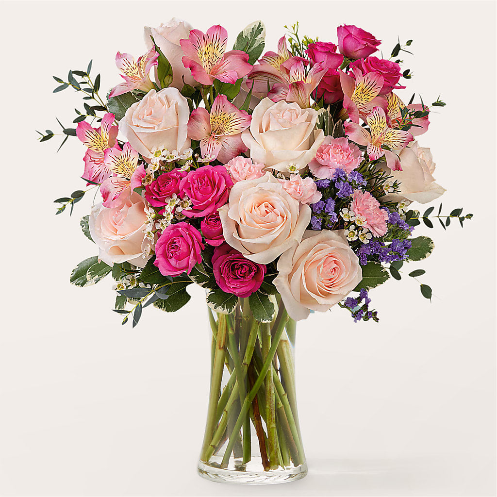 A La Mode Bouquet – The Love Bug Flowers, Timmins ON