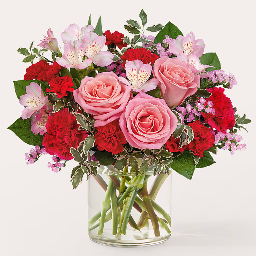 First Impressions Bouquet – The Love Bug Flowers, Timmins ON