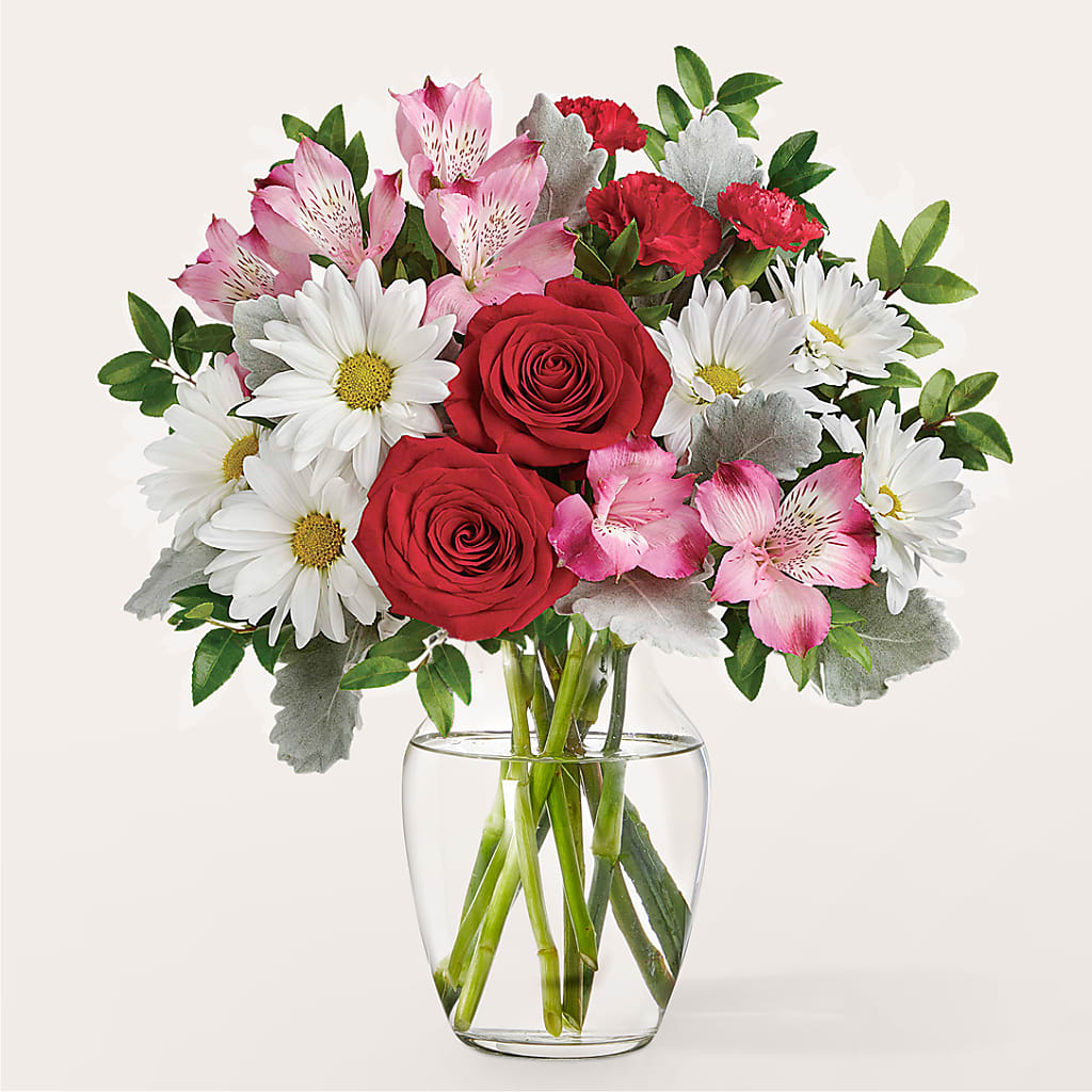 Sugary Sweet Bouquet – The Love Bug Flowers, Timmins ON