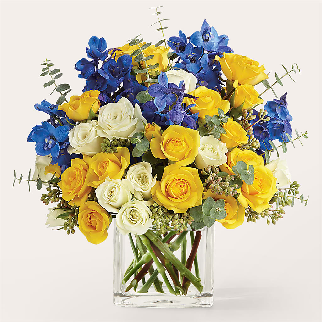 Sparkling Citrine Bouquet – The Love Bug Flowers, Timmins ON
