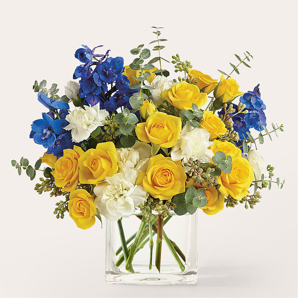 Sparkling Citrine Bouquet – The Love Bug Flowers, Timmins ON