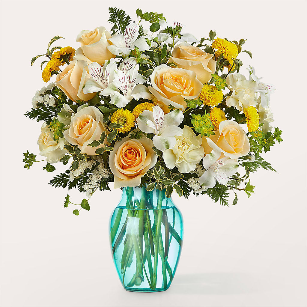 Crisp and Clean Bouquet – The Love Bug Flowers, Timmins ON
