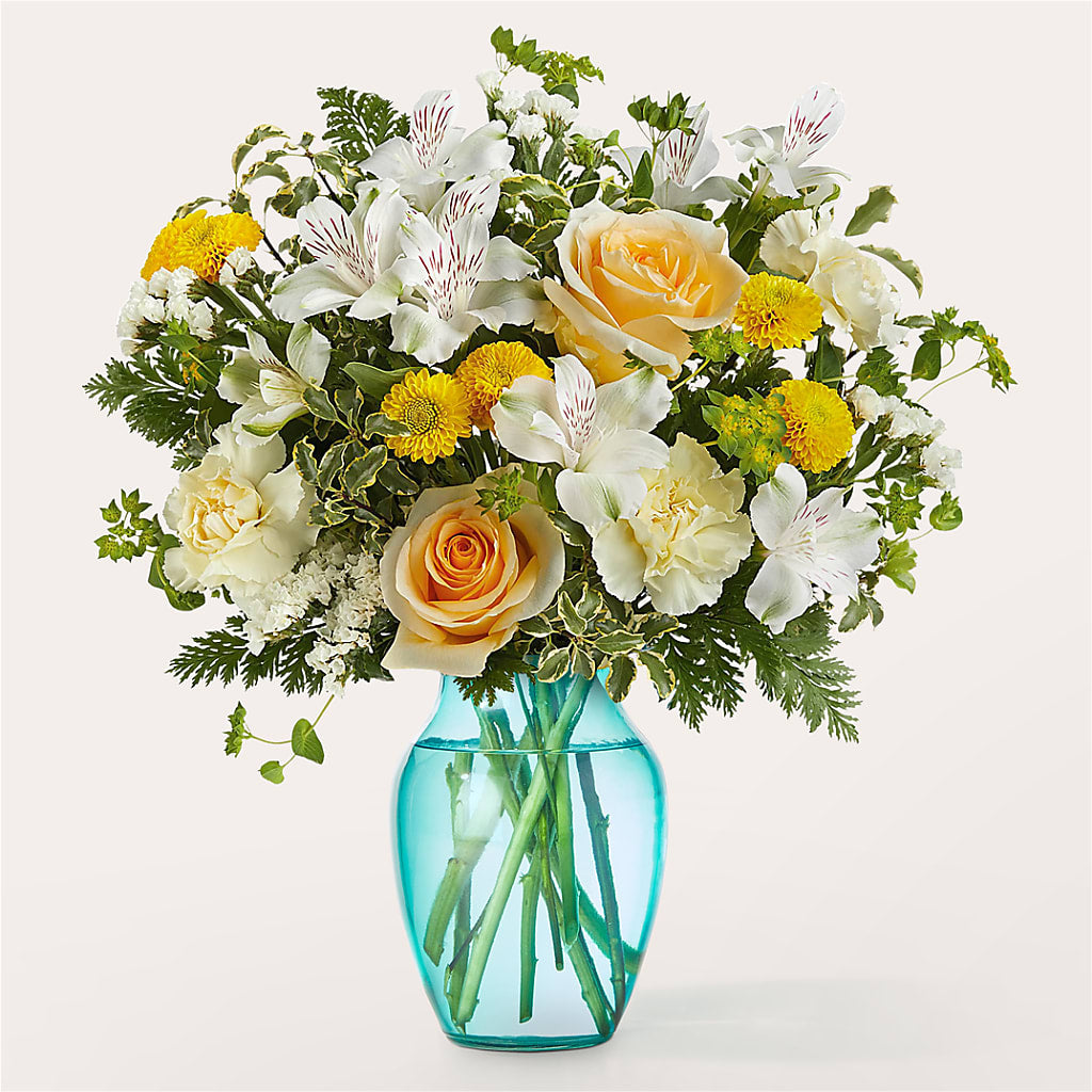 Crisp and Clean Bouquet – The Love Bug Flowers, Timmins ON