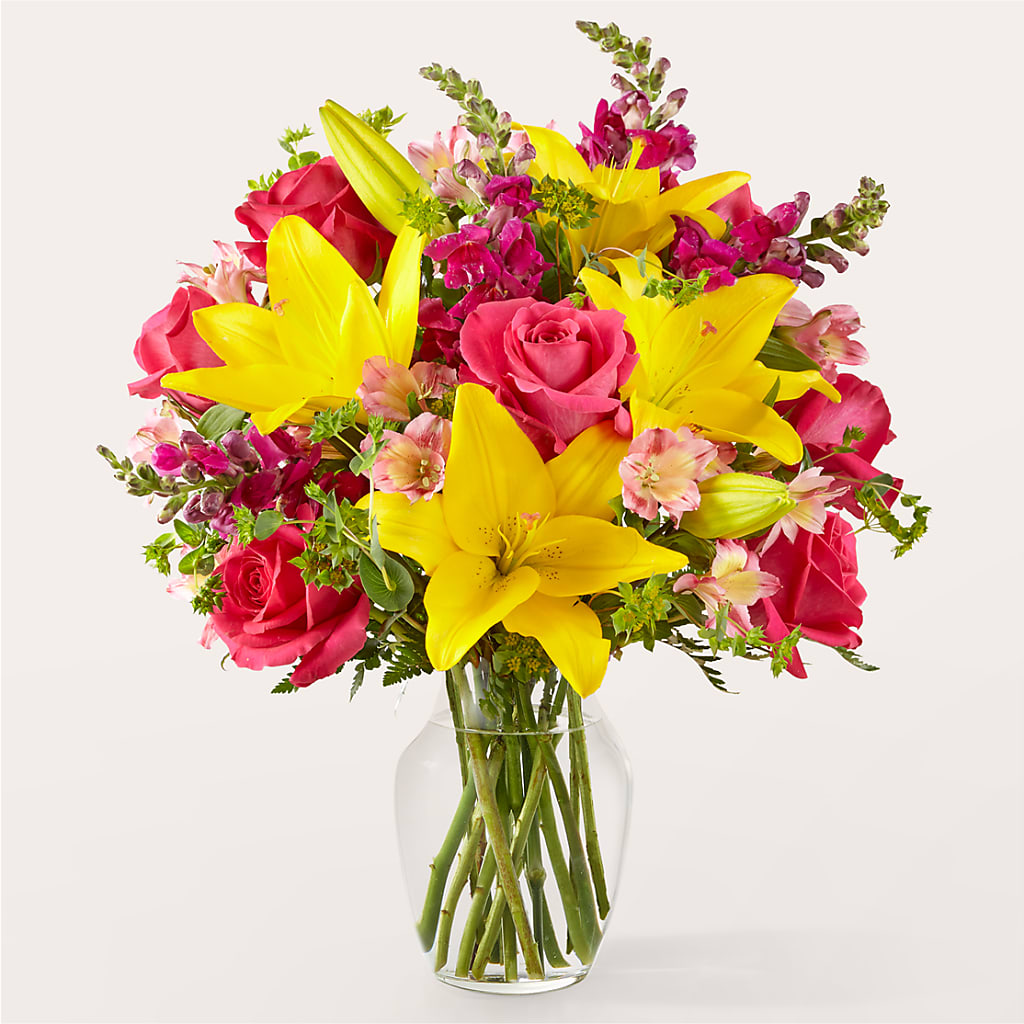 Lovely Day Bouquet – The Love Bug Flowers, Timmins ON