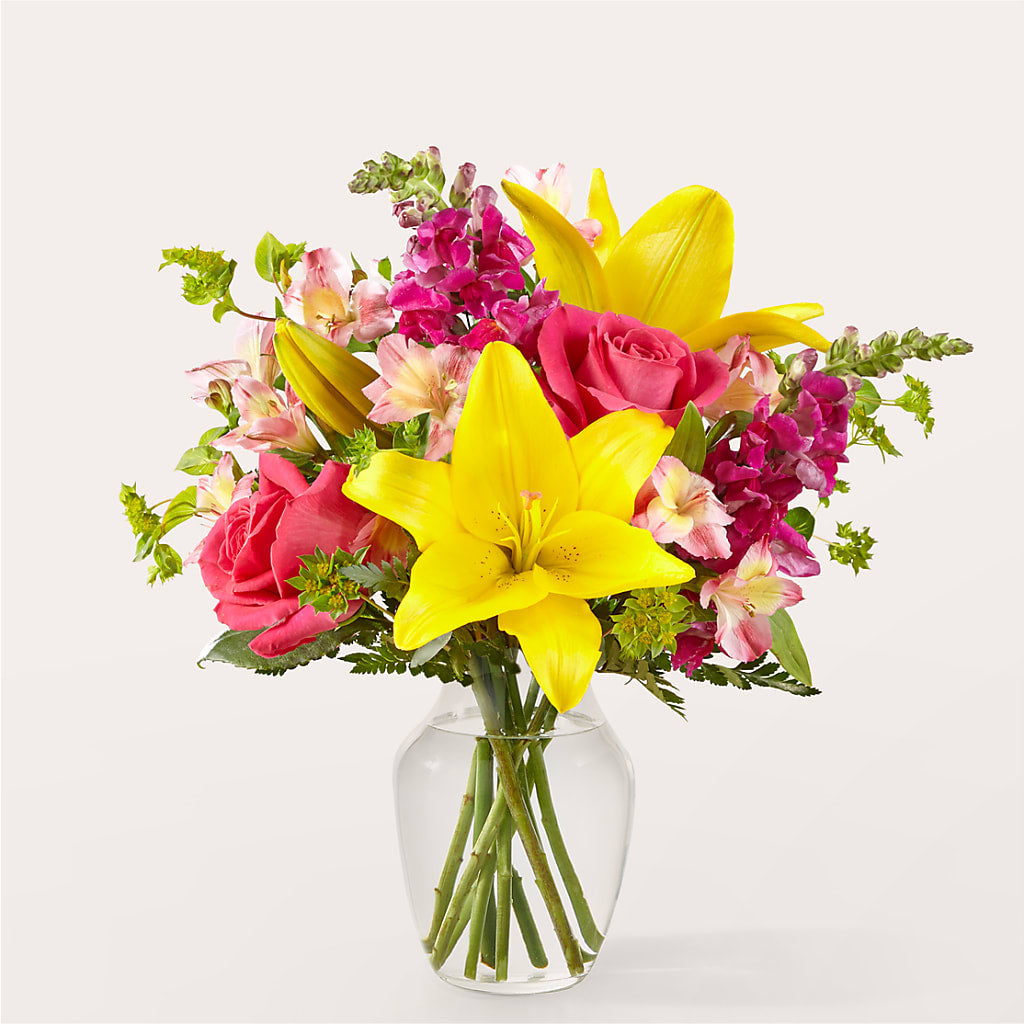 Lovely Day Bouquet – The Love Bug Flowers, Timmins ON