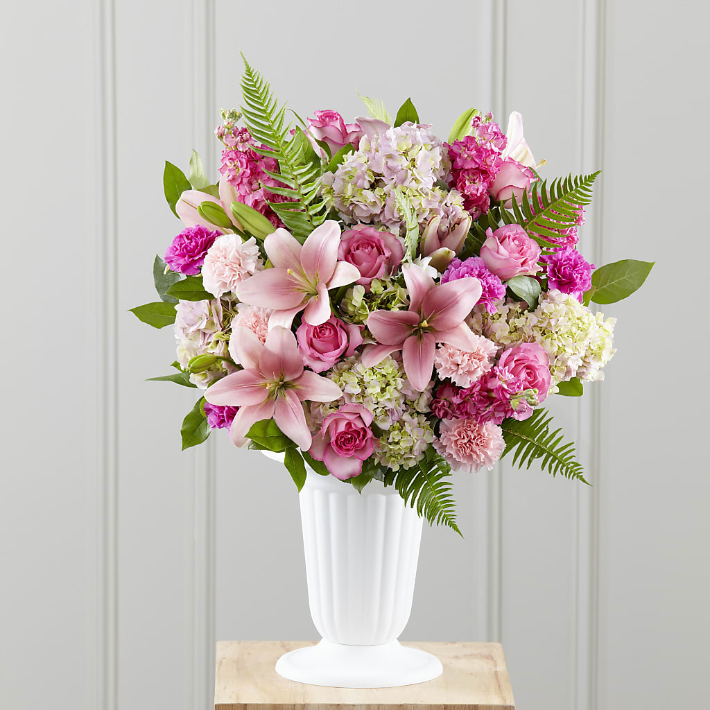 Never-Ending Love Arrangement – The Love Bug Flowers, Timmins ON