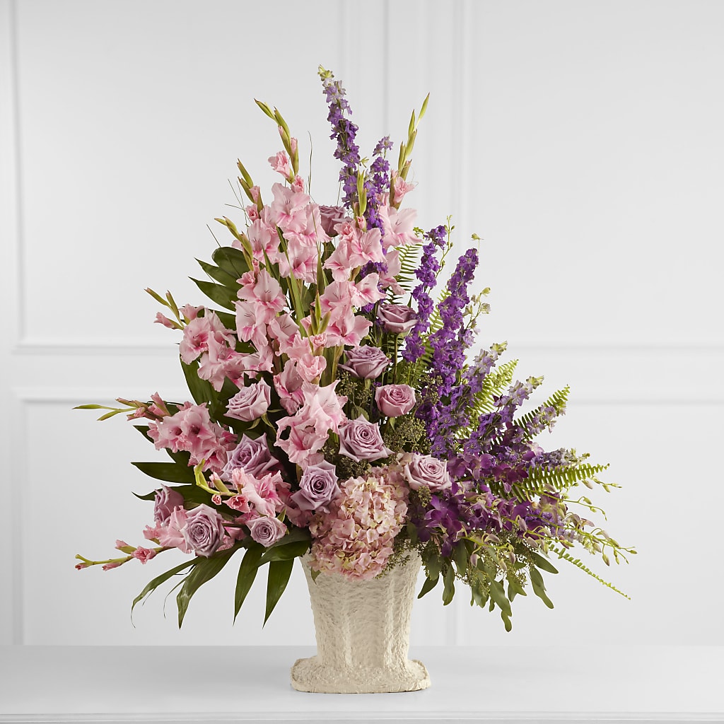 Flowing Garden Arrangement – The Love Bug Flowers, Timmins ON
