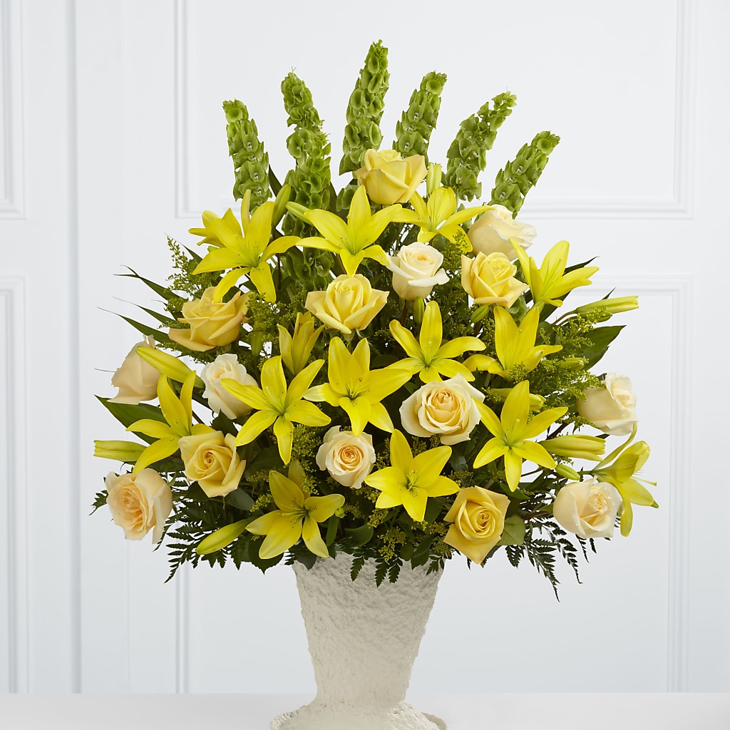 Golden Memories Arrangement – The Love Bug Flowers, Timmins ON