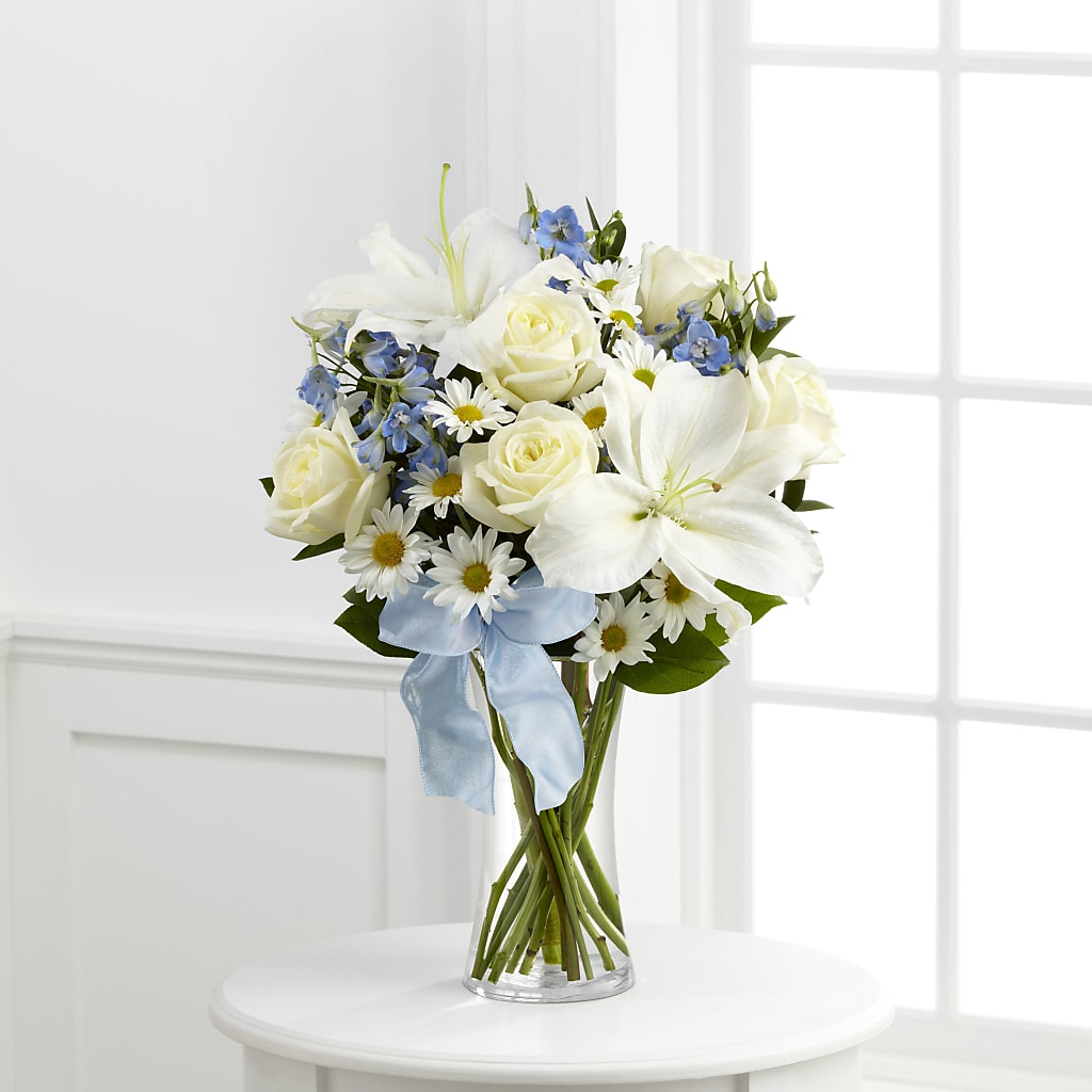Sweet Peace Bouquet – The Love Bug Flowers, Timmins ON