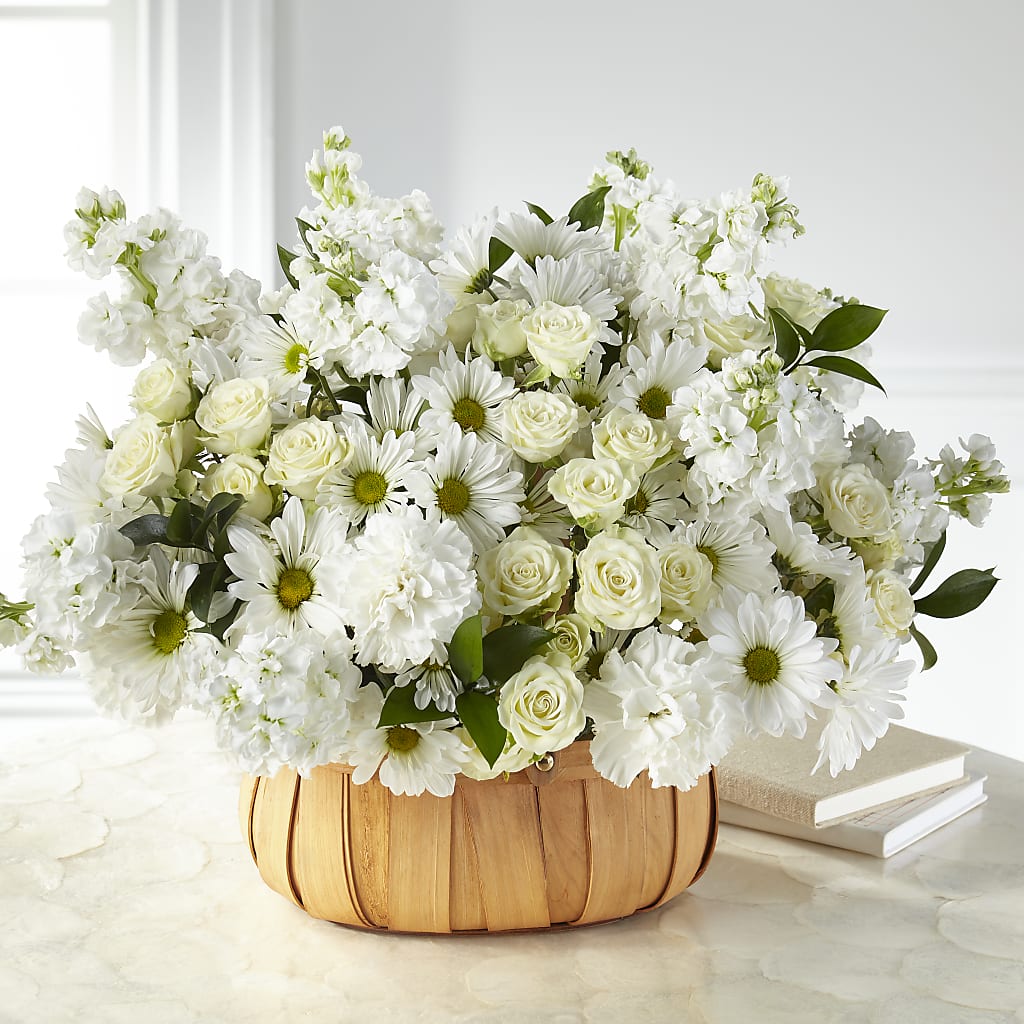 Graceful Garden Basket – The Love Bug Flowers, Timmins ON