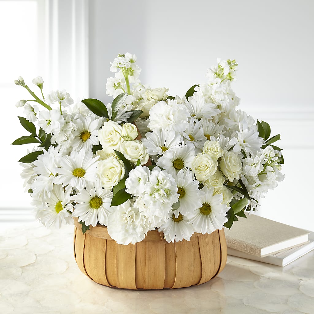 Graceful Garden Basket – The Love Bug Flowers, Timmins ON