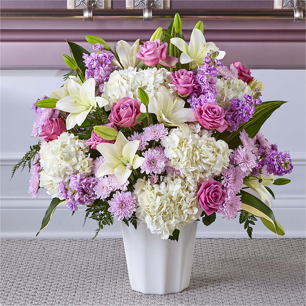 Heaven Sent Floor Basket – The Love Bug Flowers, Timmins ON