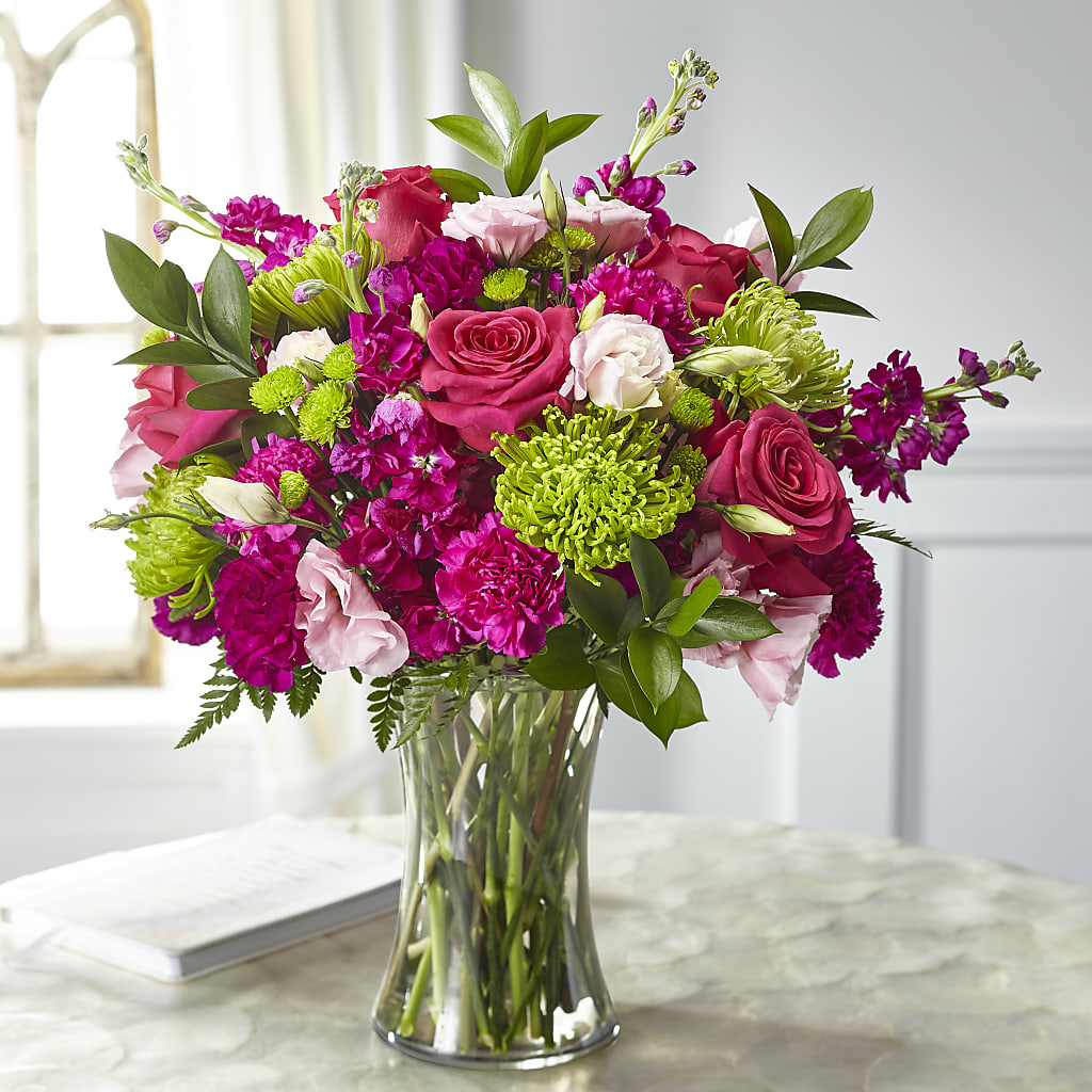 Everlasting Embrace Bouquet – The Love Bug Flowers, Timmins ON