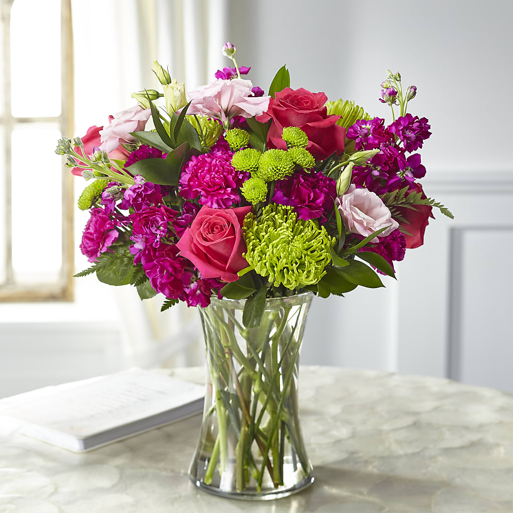Everlasting Embrace Bouquet – The Love Bug Flowers, Timmins ON