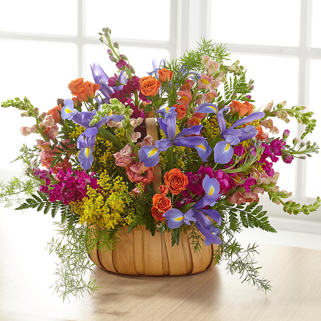 Garden of Life Basket – The Love Bug Flowers, Timmins ON