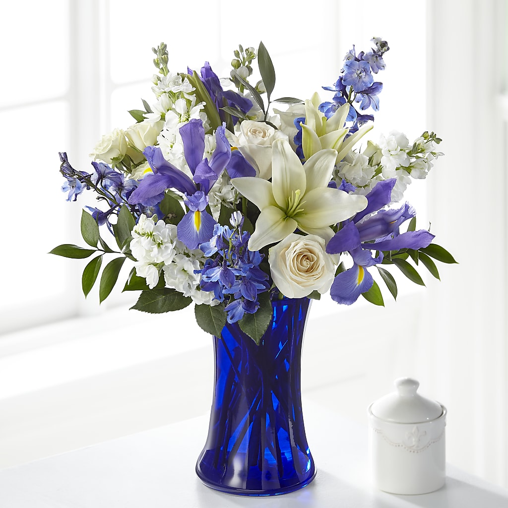 Calming Comfort Bouquet – The Love Bug Flowers, Timmins ON