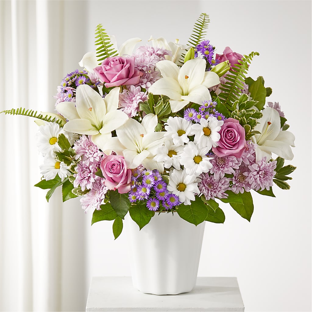 Warmest Thoughts Tabletop Basket – The Love Bug Flowers, Timmins ON
