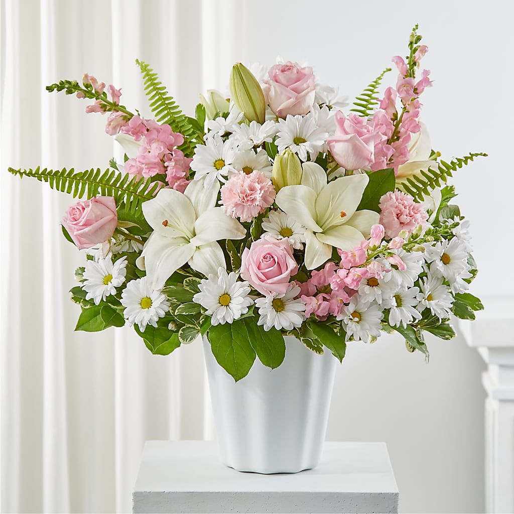 Soft Touch Tabletop Basket – The Love Bug Flowers, Timmins ON