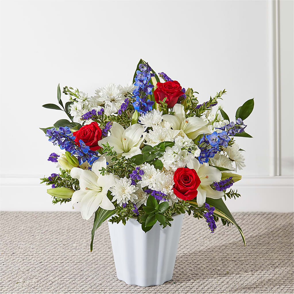 Consoled Floor Basket – The Love Bug Flowers, Timmins ON