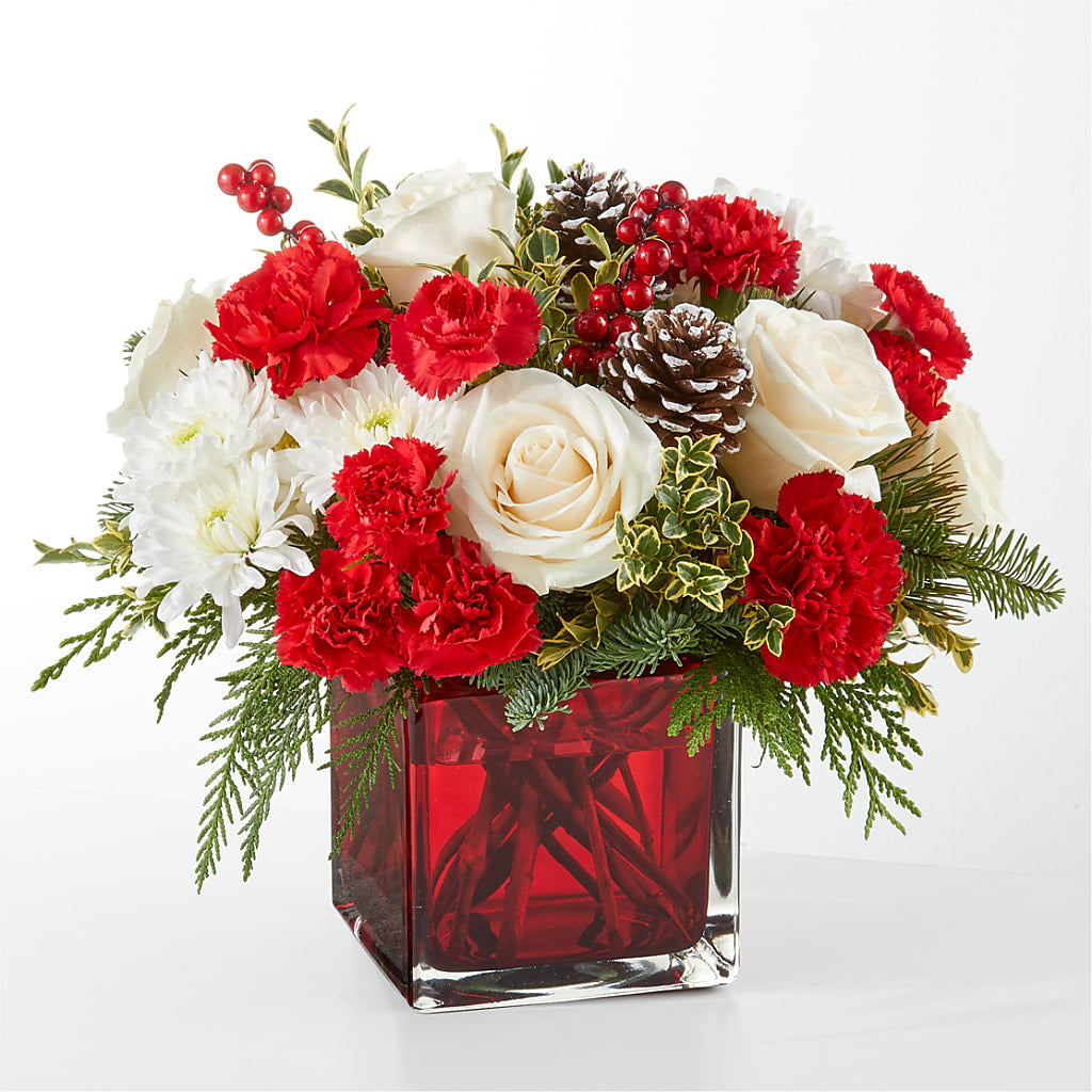 Christmas Market Bouquet – The Love Bug Flowers, Timmins ON