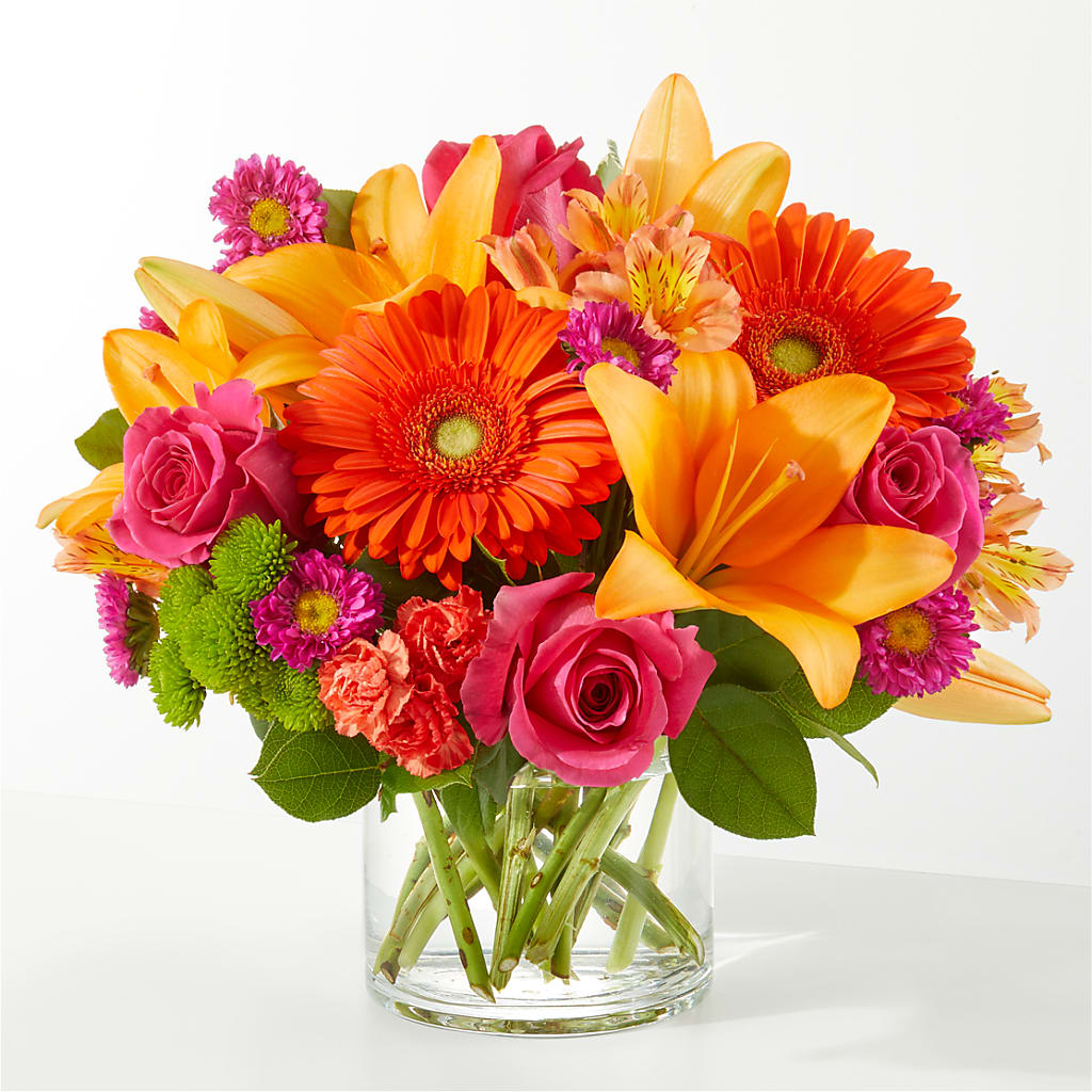 Soiree Bouquet – The Love Bug Flowers, Timmins ON