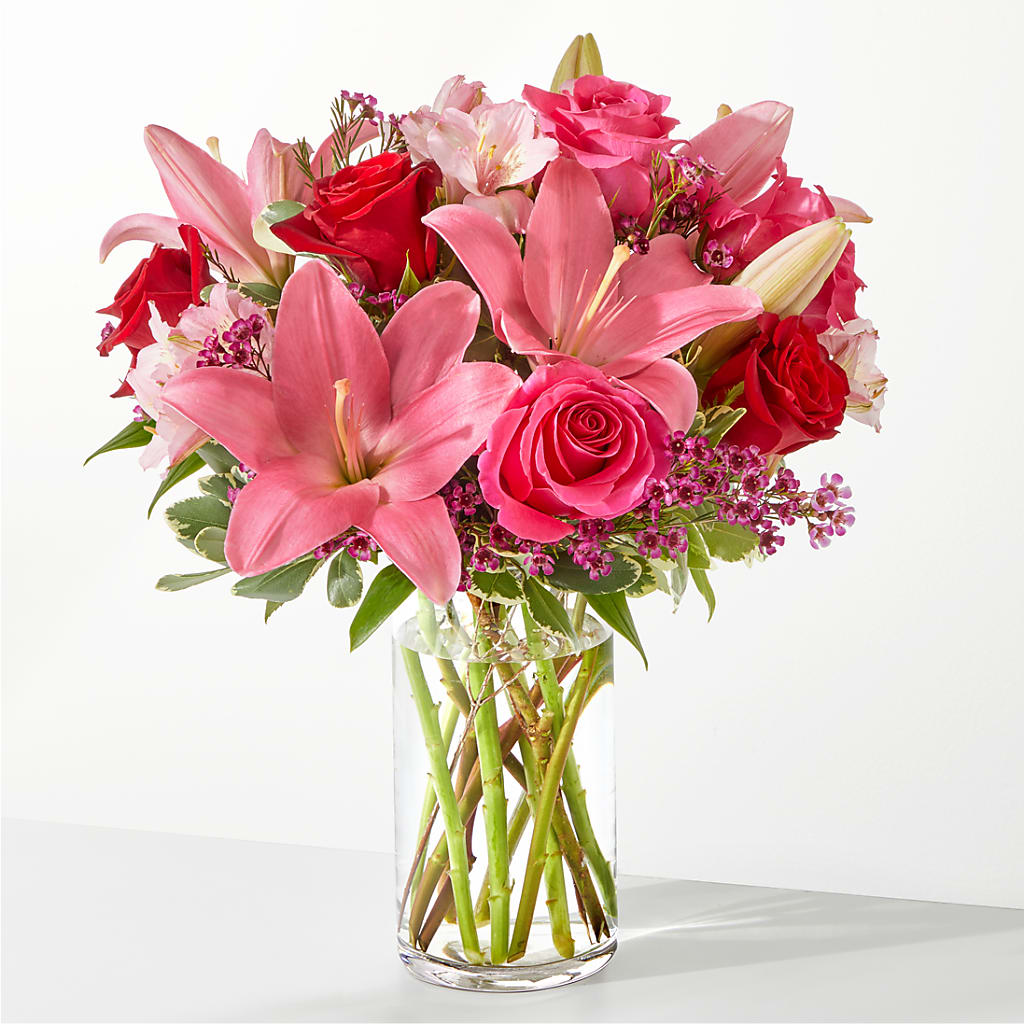 Lucky in Love Bouquet – The Love Bug Flowers, Timmins ON