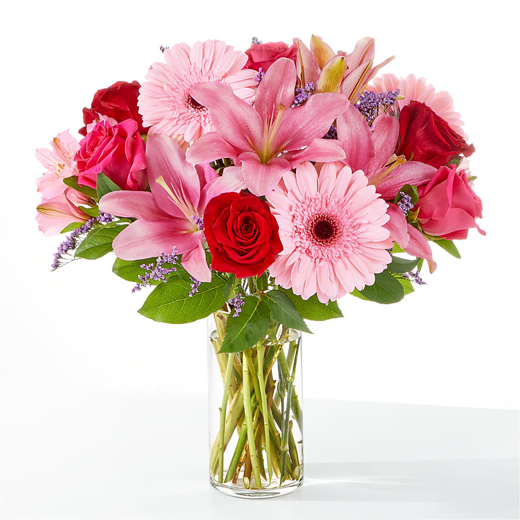 Lots of Love Bouquet – The Love Bug Flowers, Timmins ON