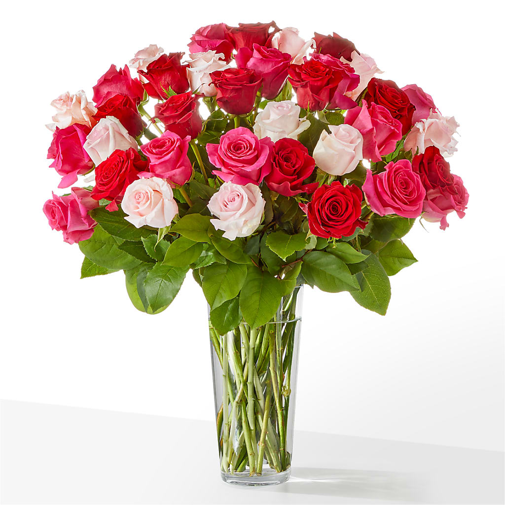 Charming Rose Bouquet – The Love Bug Flowers, Timmins ON