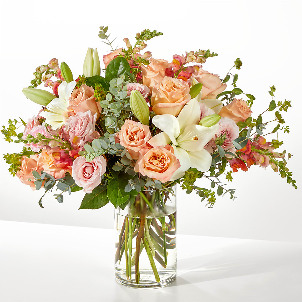 Grapefruit Splash Bouquet – The Love Bug Flowers, Timmins ON