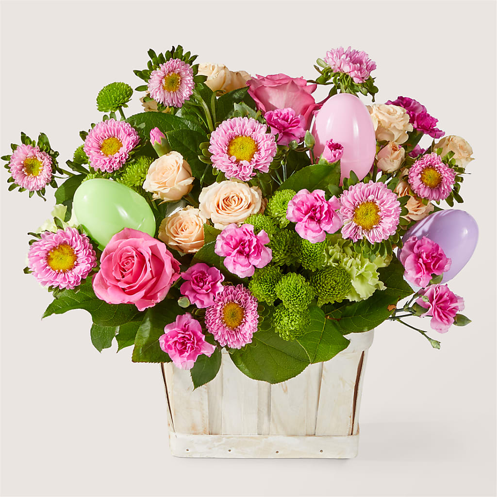 Get Eggcited Basket – The Love Bug Flowers, Timmins ON